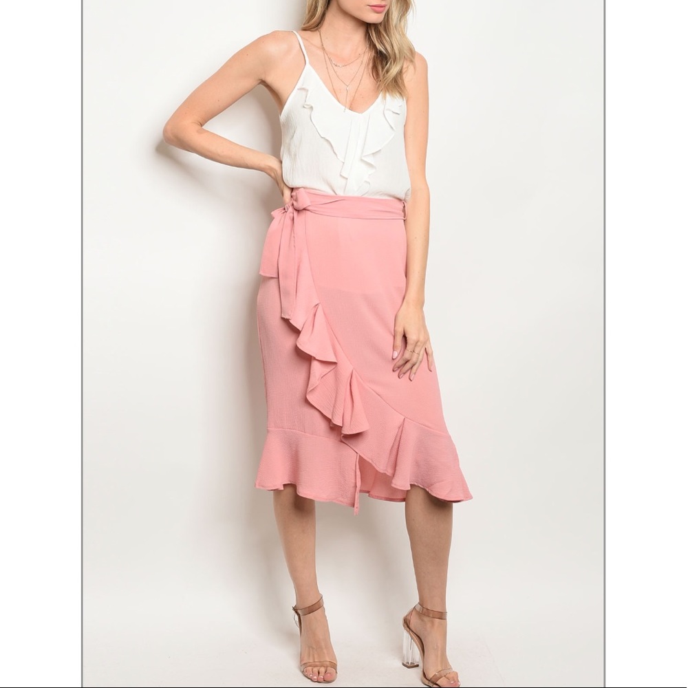 ☕️Lovely Blush Chiffon Skirt🤩